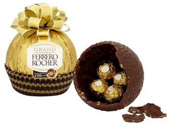 Конфеты в коробках Ферреро Гранд фигурный шоколад