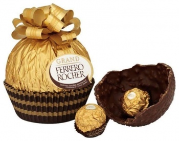 Конфеты в коробках Ферерро, Grand Ferrero Rocher фигурный шоколад